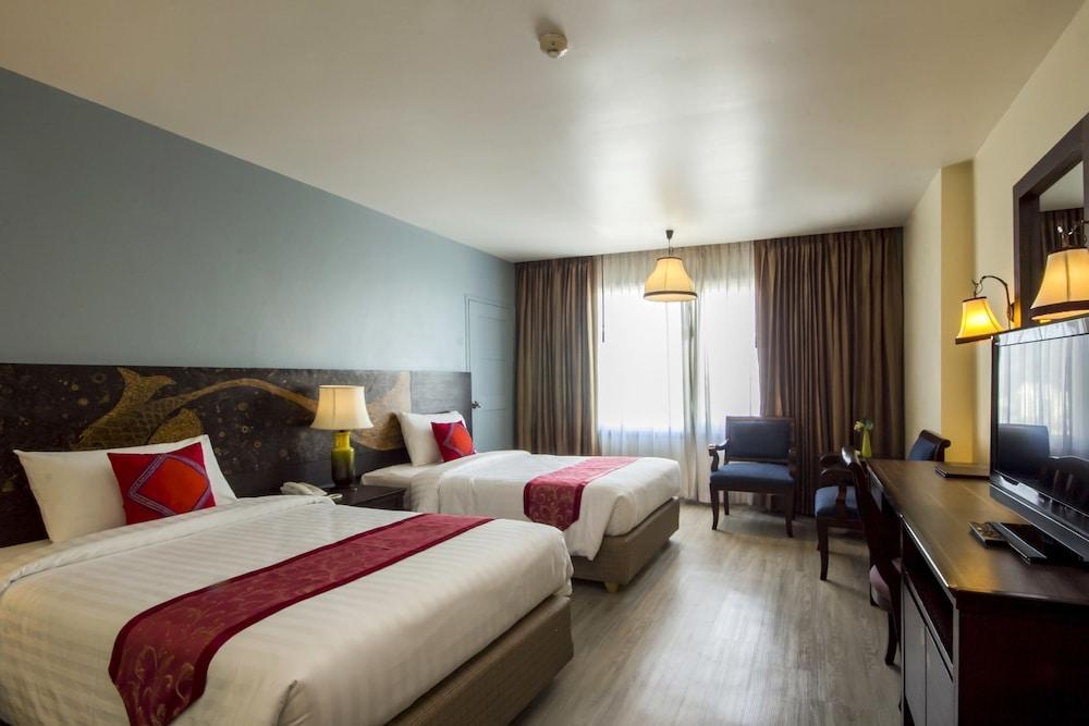 Empress Pattaya Hotel Экстерьер фото