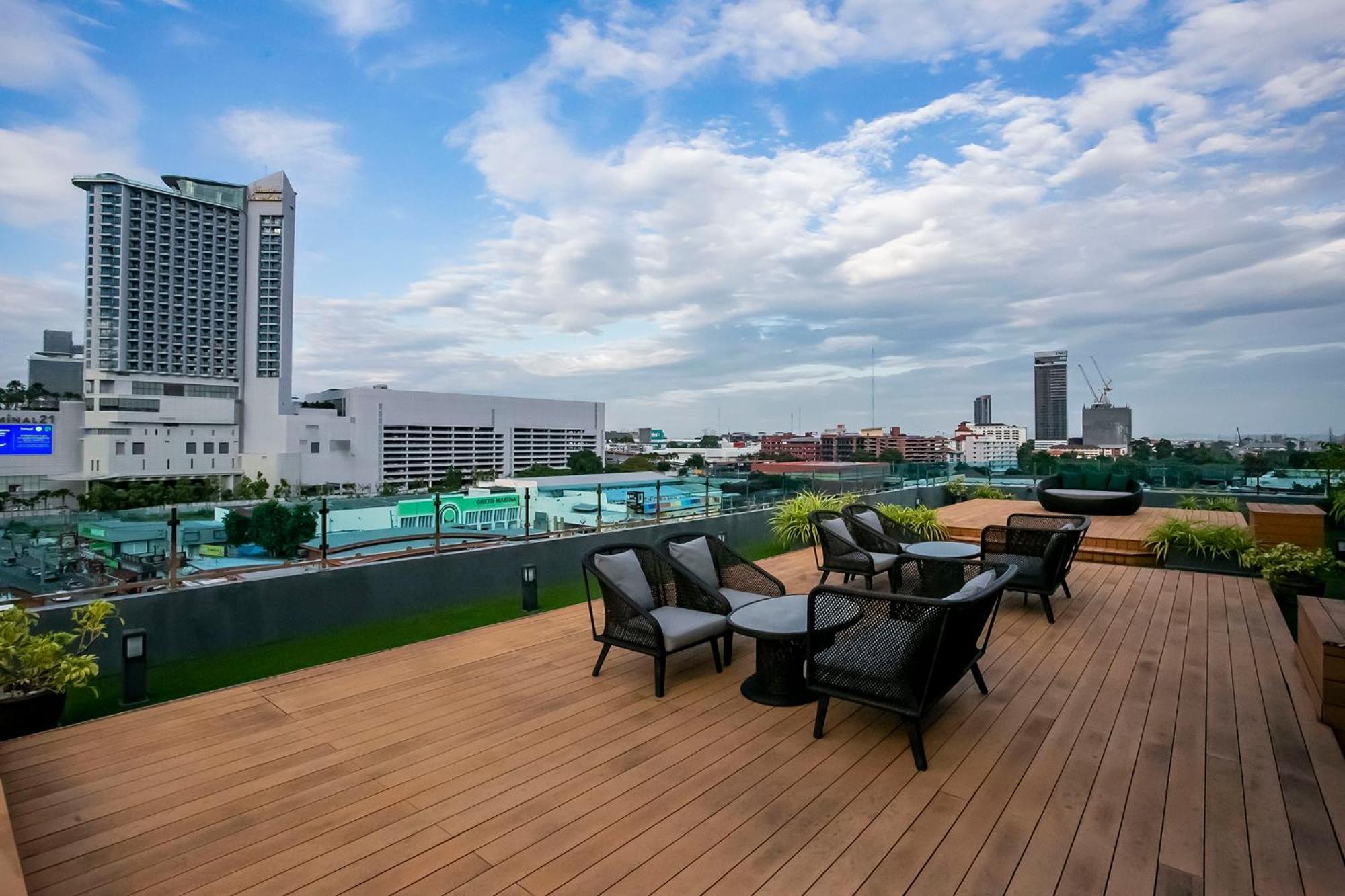 Empress Pattaya Hotel Экстерьер фото