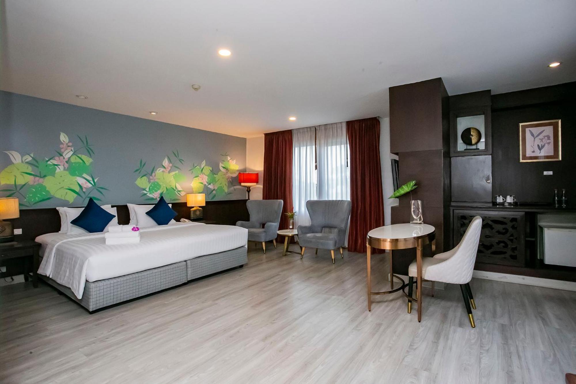 Empress Pattaya Hotel Экстерьер фото