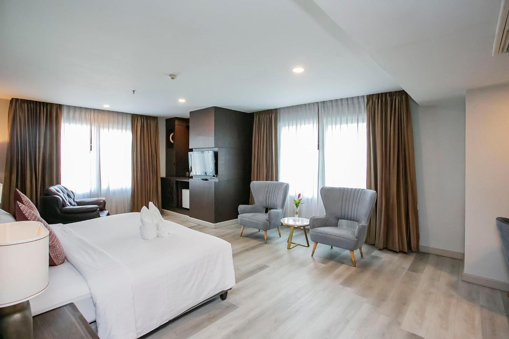 Empress Pattaya Hotel Экстерьер фото